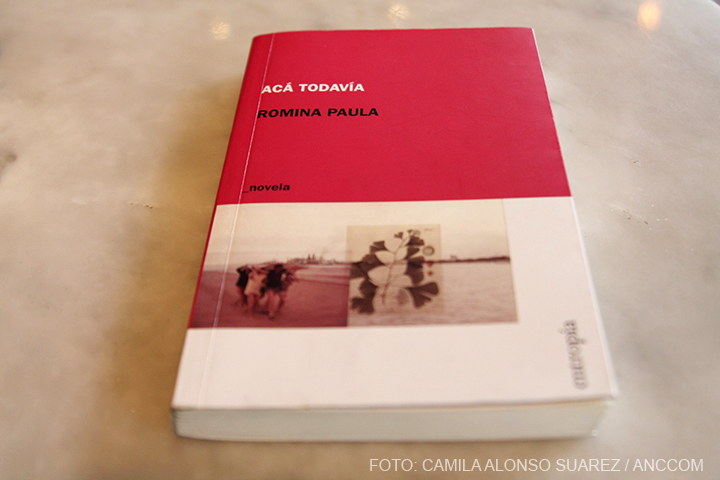 "Acá Todavía" la cuarta publicación literaria de Romina Paula.