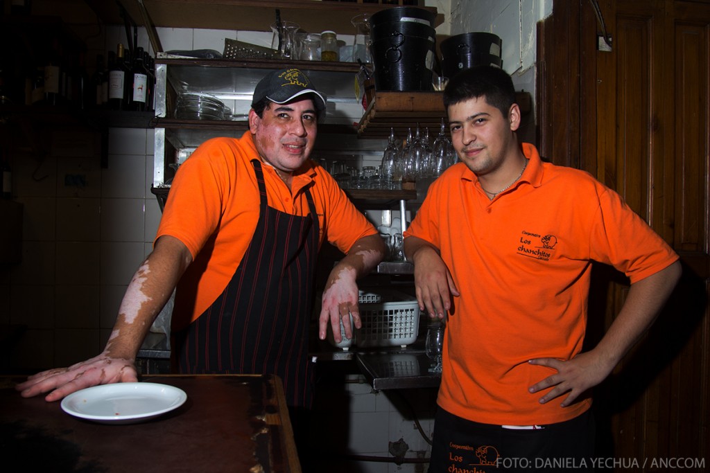 Buenos Aires, 2 de junio de 2015. Los Chanchitos Cooperativa. Eduardo y Juan. Foto: Daniela Yechua / ANCCOM
