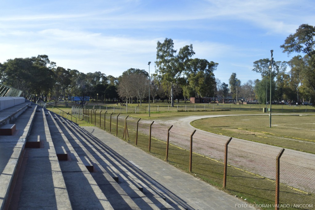Pista de altletismo del Parque Sarmiento. Autora: Deborah Valado // ANCCOM