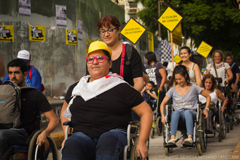 Un rally en sillas de ruedas