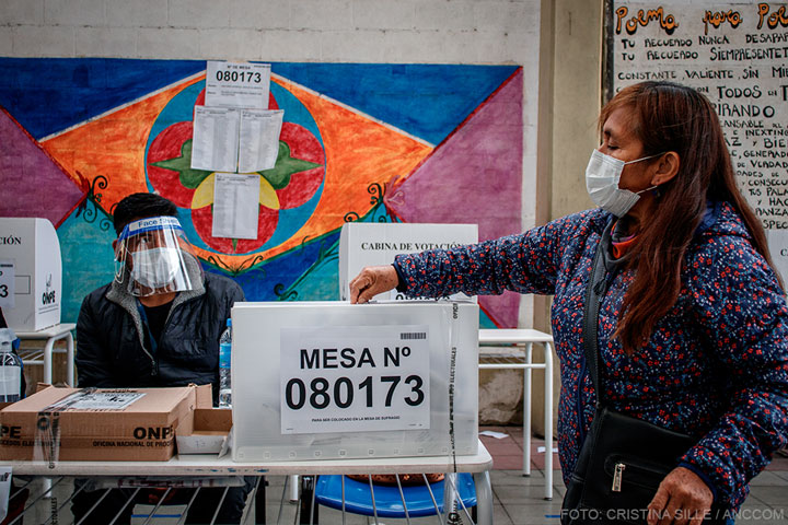 Votos, ceviche y tamales en Buenos Aires
