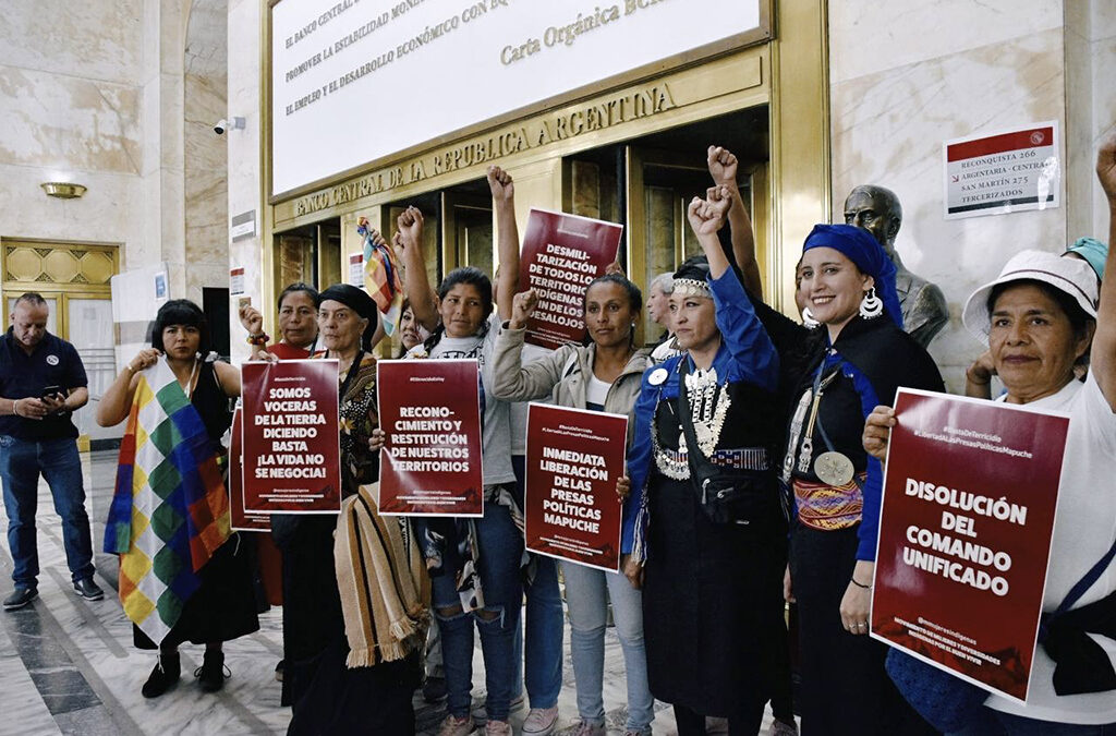 El reclamo de las mujeres indígenas llegó al Banco Central
