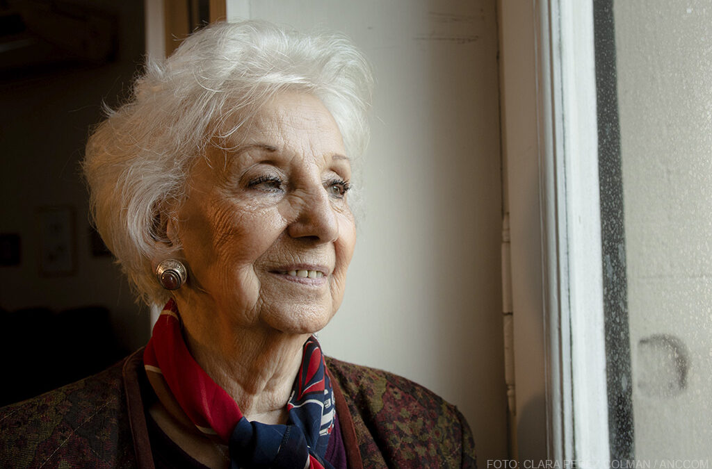 La abuela de todos | 40 años de Democracia