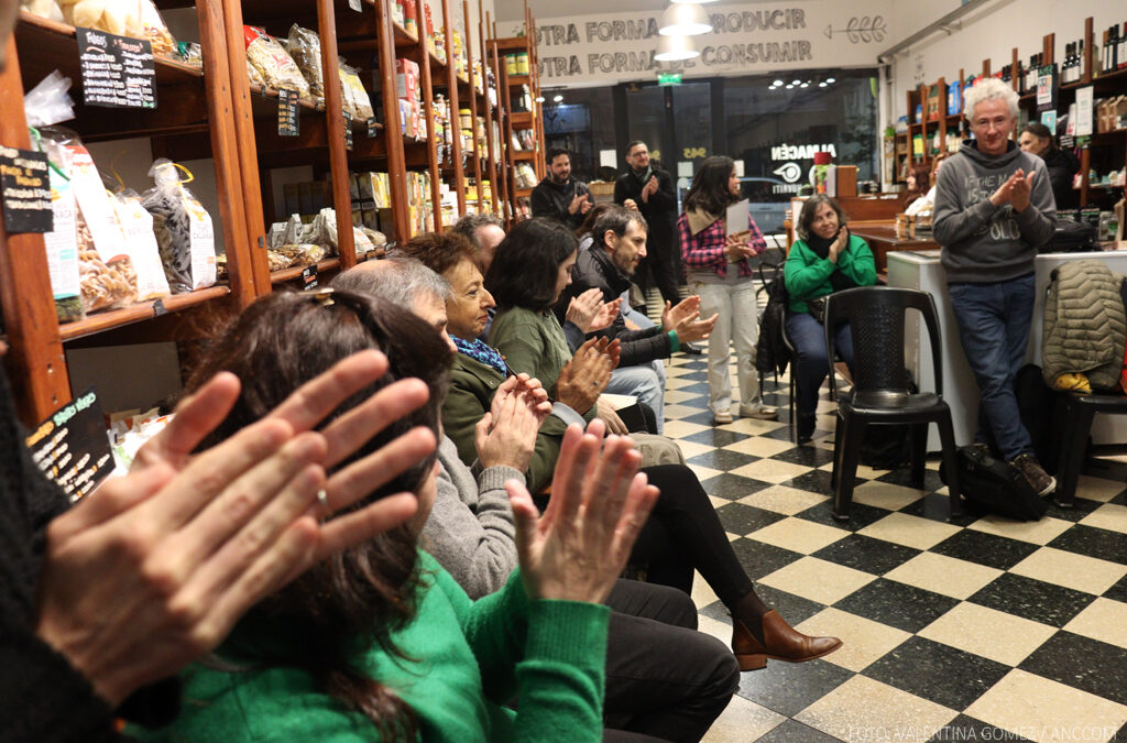 Huvaití reconoció la labor de ANCCOM