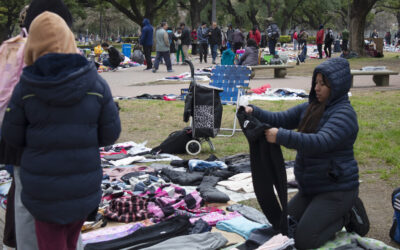 Vender en la plaza para zafar de la malaria