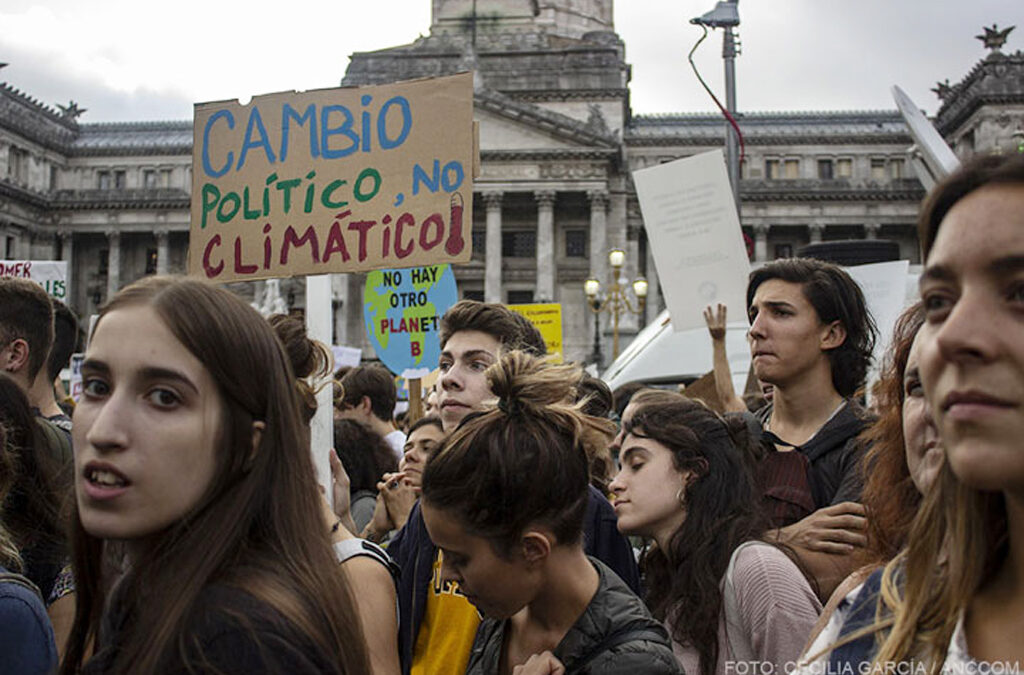 Ambientalistas contra el Pacto de Mayo