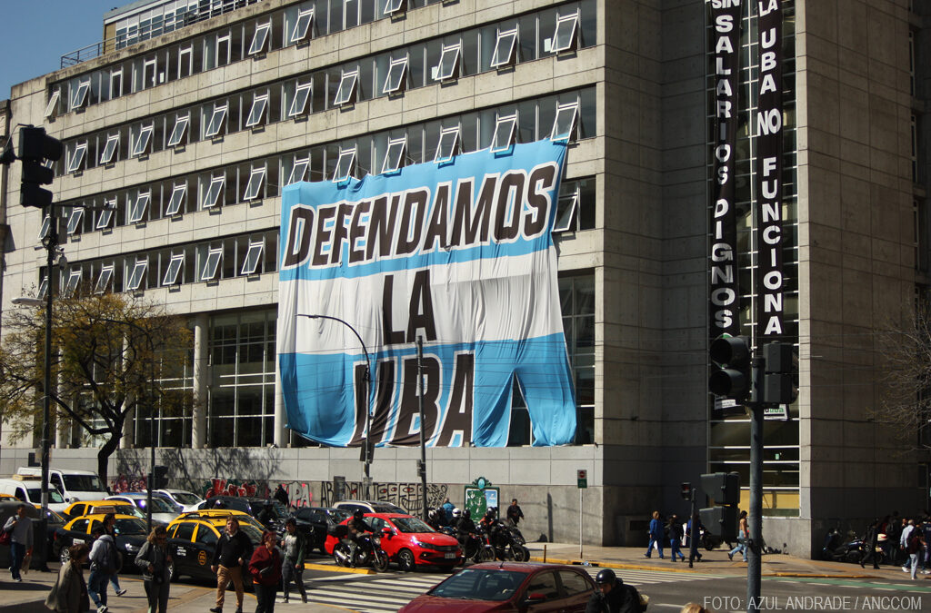 La universidad sale otra vez a la calle