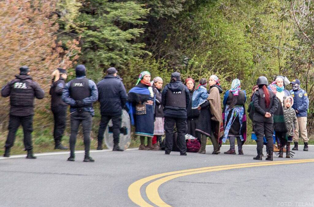 Condenaron a las mujeres mapuche acusadas de usurpación en Villa Mascardi