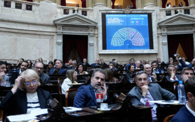 Tres victorias de la oposición