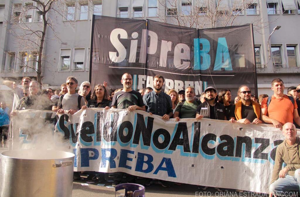 «No hay libertad de prensa sin trabajo digno»
