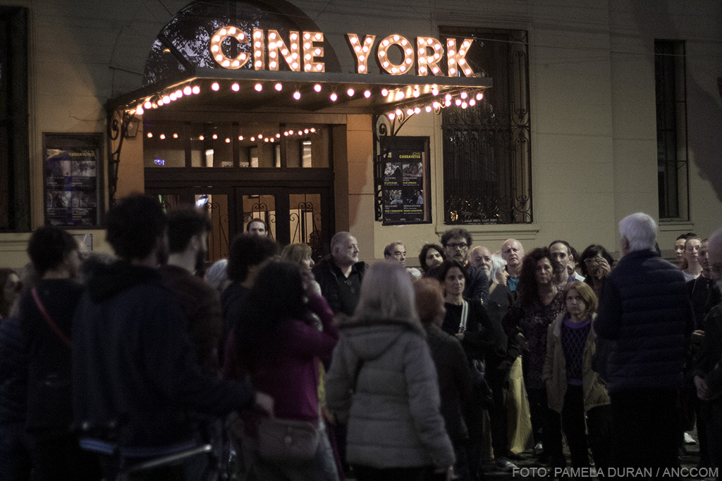 20250511_Vecinos autoconvocados reunidos en el Cine York_DURÁN _Cine (5)