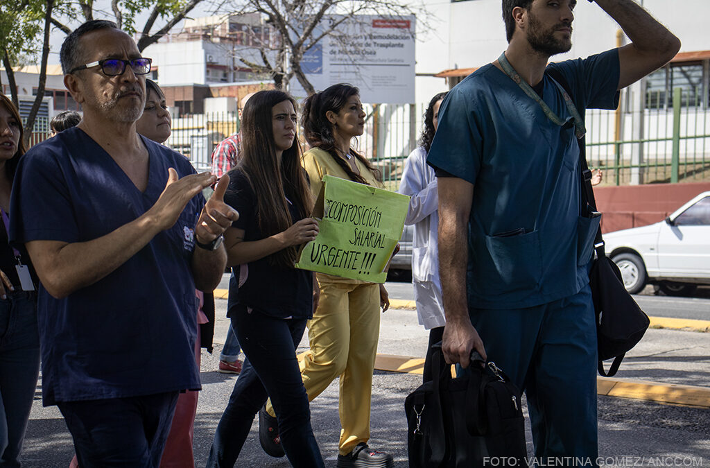 “El sector de enfermería tiene salarios miserables”
