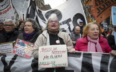 Jubilados contra el veto