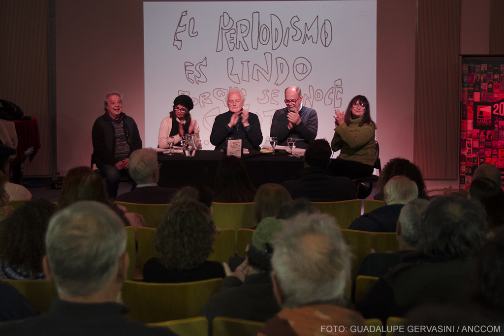 002 Presentación Libro Carlos Ulanovsky_GERVASINI-0018