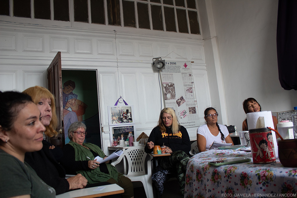 Encuentro de asociación de mujeres en Argentina por los derecho
