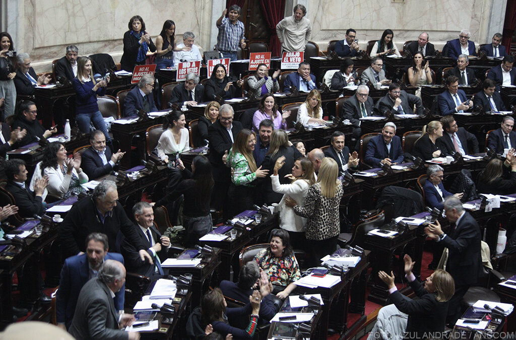 Discapacitados sin veto, jubilados con hambre