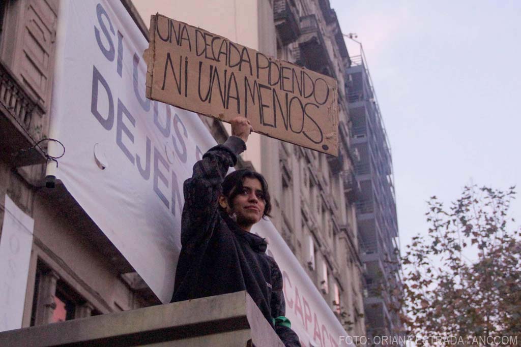 023 021 oriana Estrada jublados ni una menos disca.JPG