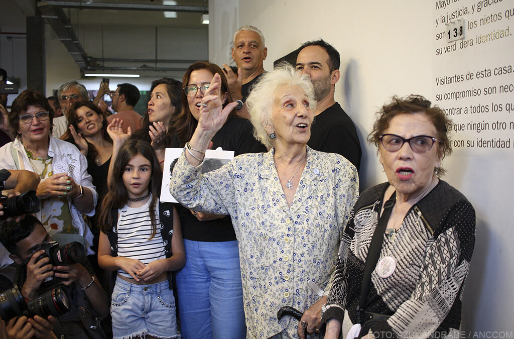 Abuelas de Plaza de Mayo reconoce a quienes hicieron lo imposible