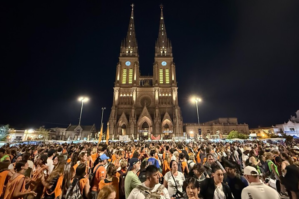 whatsapp_image_2025-10-06_at_08.28.21_1