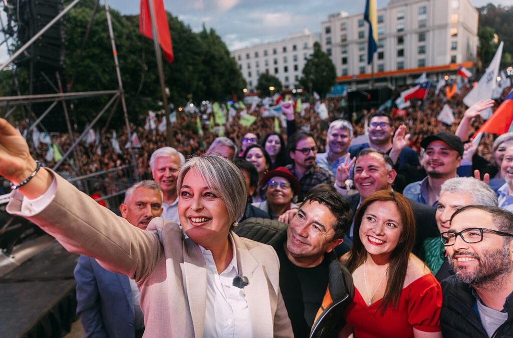 Un mujer comunista para enfrentar a la derecha chilena