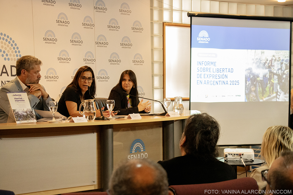 001_1202202520251202_Presentación del Informe sobre Libertad de Expresión_Alarcón Vanina (8)