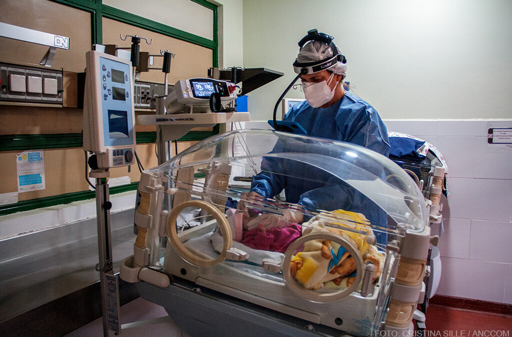 Bebés con abstinencia: un sistema que llega tarde